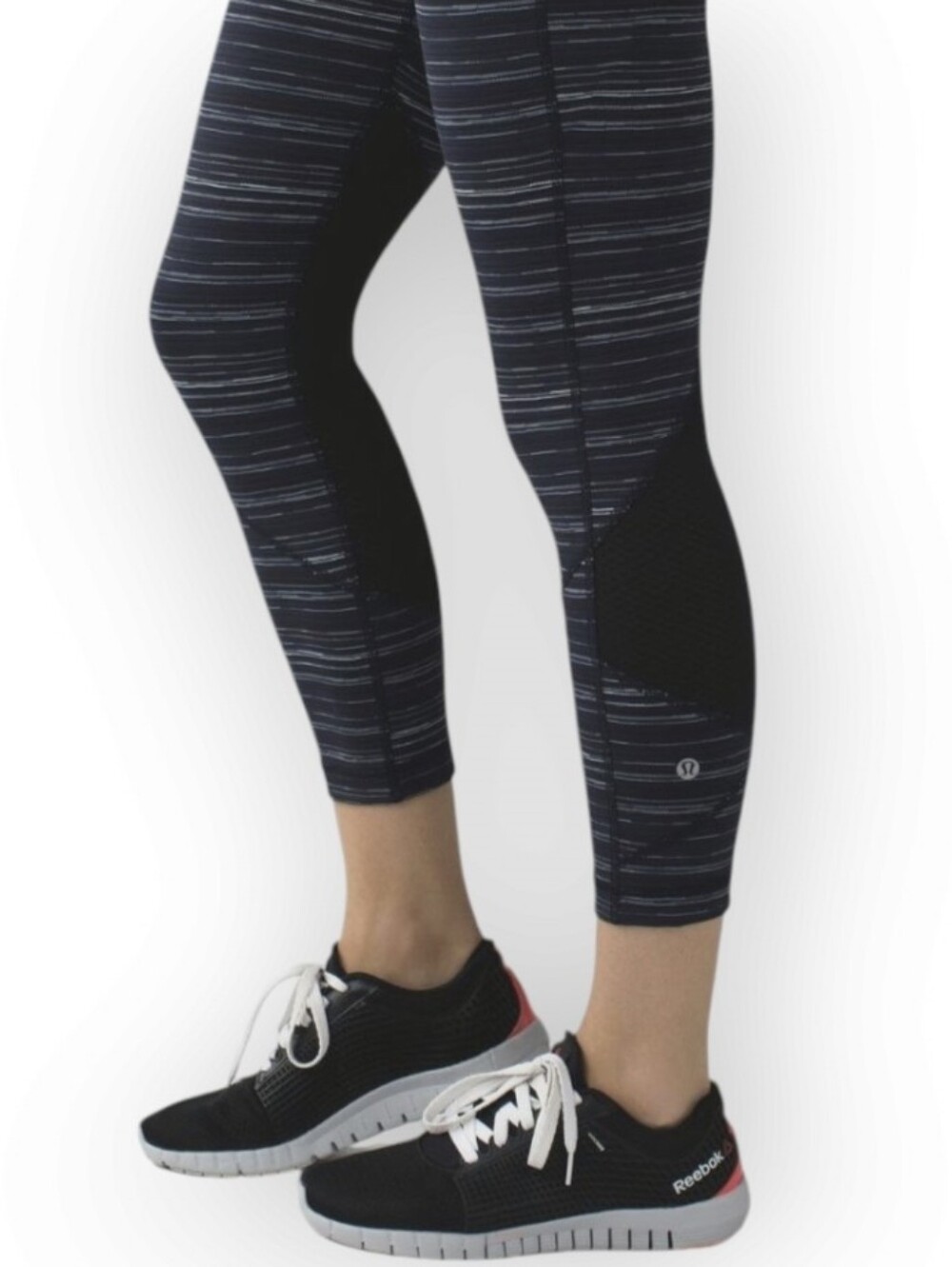 Lululemon Leggings Size 6  Pace Rival Crop 22" W6G64S Stripe Naval Blue Black - Picture 3 of 10